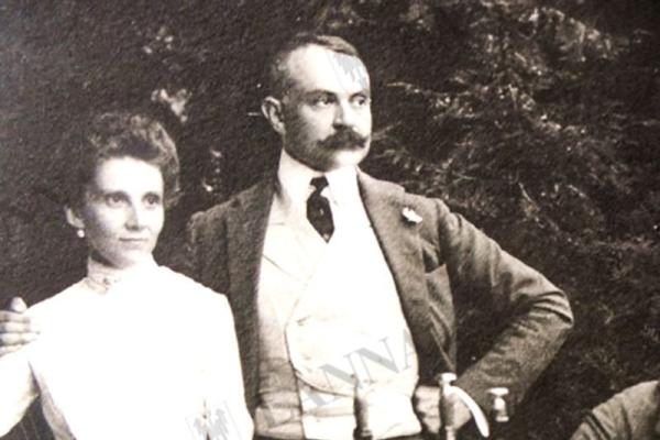 Adalbert Lanna nejmladší se svou sestrou Franciskou Josephine. Archiv rodiny Trauttenberg.